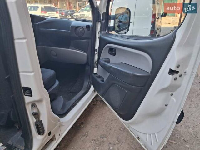 Білий Фіат Добло, об'ємом двигуна 1.91 л та пробігом 244 тис. км за 5450 $, фото 8 на Automoto.ua