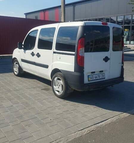 Белый Фиат Добло, объемом двигателя 1.9 л и пробегом 323 тыс. км за 5100 $, фото 8 на Automoto.ua