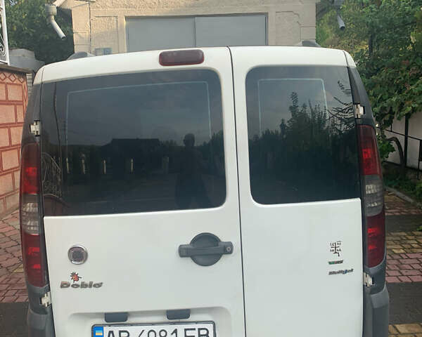 Белый Фиат Добло, объемом двигателя 1.9 л и пробегом 295 тыс. км за 5300 $, фото 5 на Automoto.ua