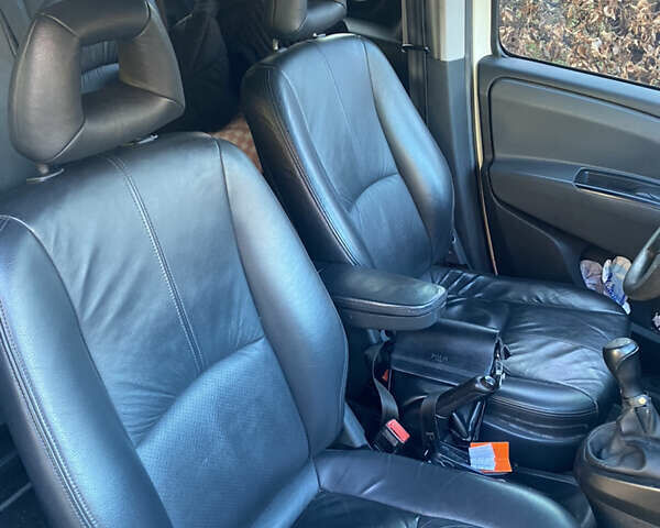 Білий Фіат Добло, об'ємом двигуна 1.3 л та пробігом 270 тис. км за 4700 $, фото 9 на Automoto.ua