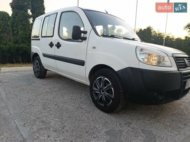 Белый Фиат Добло, объемом двигателя 1.4 л и пробегом 290 тыс. км за 4700 $, фото 11 на Automoto.ua