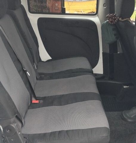 Белый Фиат Добло, объемом двигателя 1.4 л и пробегом 140 тыс. км за 5900 $, фото 8 на Automoto.ua