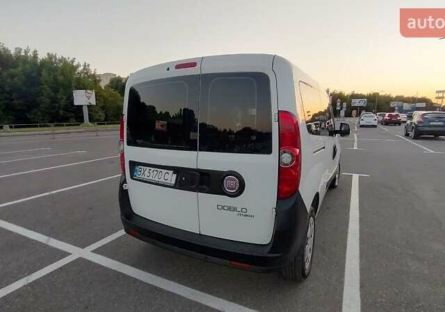Белый Фиат Добло, объемом двигателя 1.6 л и пробегом 200 тыс. км за 7600 $, фото 3 на Automoto.ua