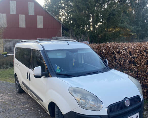 Білий Фіат Добло, об'ємом двигуна 1.3 л та пробігом 270 тис. км за 4700 $, фото 1 на Automoto.ua