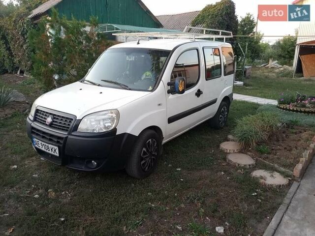 Білий Фіат Добло, об'ємом двигуна 1.37 л та пробігом 240 тис. км за 3800 $, фото 6 на Automoto.ua