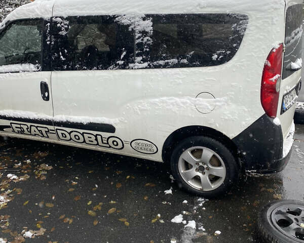 Білий Фіат Добло, об'ємом двигуна 1.3 л та пробігом 270 тис. км за 4700 $, фото 18 на Automoto.ua