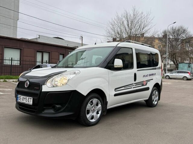 Белый Фиат Добло, объемом двигателя 1.2 л и пробегом 220 тыс. км за 5999 $, фото 10 на Automoto.ua