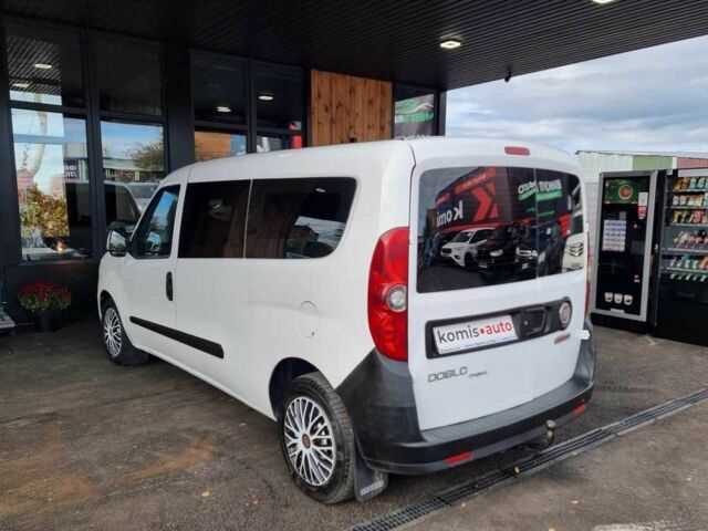 Білий Фіат Добло, об'ємом двигуна 1.6 л та пробігом 196 тис. км за 4999 $, фото 2 на Automoto.ua