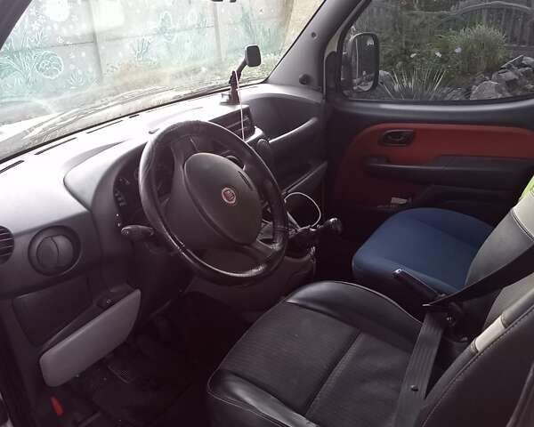 Білий Фіат Добло, об'ємом двигуна 1.37 л та пробігом 240 тис. км за 3800 $, фото 8 на Automoto.ua