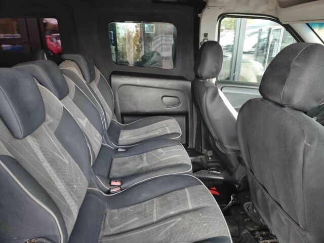 Білий Фіат Добло, об'ємом двигуна 1.6 л та пробігом 196 тис. км за 4999 $, фото 9 на Automoto.ua