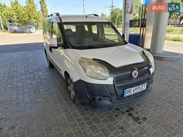 Белый Фиат Добло, объемом двигателя 1.25 л и пробегом 234 тыс. км за 5200 $, фото 3 на Automoto.ua
