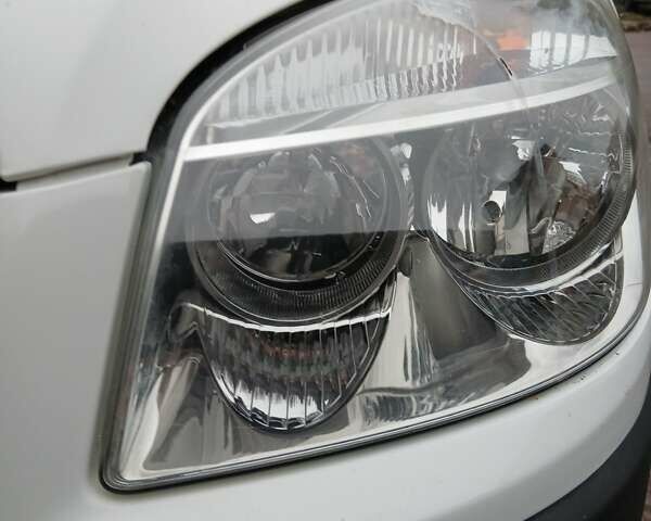 Белый Фиат Добло, объемом двигателя 1.4 л и пробегом 35 тыс. км за 8500 $, фото 31 на Automoto.ua