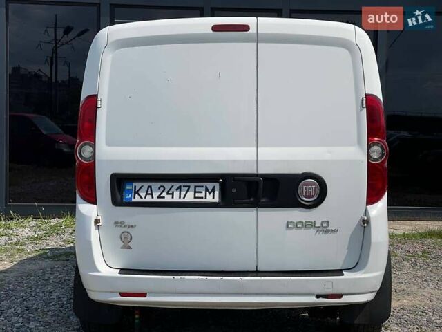 Білий Фіат Добло, об'ємом двигуна 1.25 л та пробігом 235 тис. км за 4700 $, фото 4 на Automoto.ua