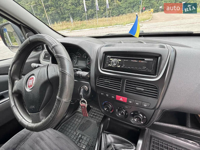 Белый Фиат Добло, объемом двигателя 1.3 л и пробегом 247 тыс. км за 6599 $, фото 25 на Automoto.ua