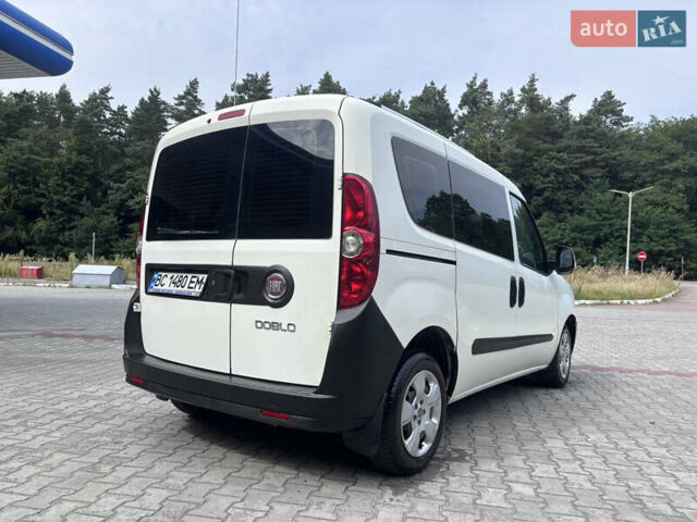 Белый Фиат Добло, объемом двигателя 1.3 л и пробегом 247 тыс. км за 6599 $, фото 5 на Automoto.ua