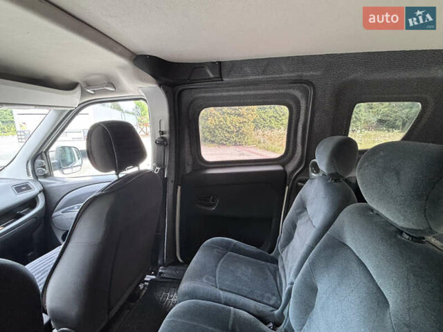 Белый Фиат Добло, объемом двигателя 1.3 л и пробегом 247 тыс. км за 6599 $, фото 24 на Automoto.ua