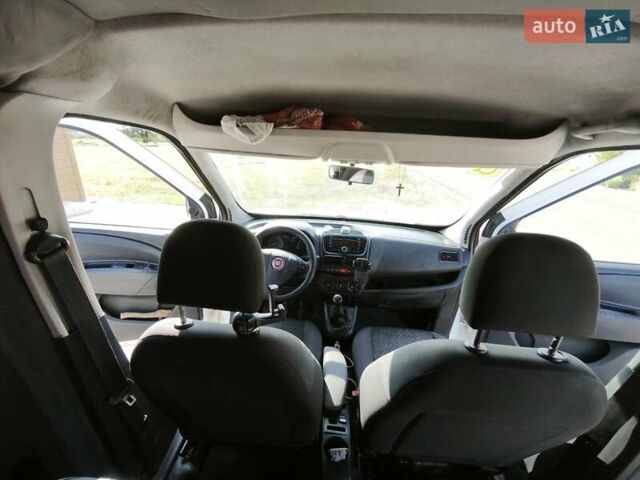 Білий Фіат Добло, об'ємом двигуна 1.25 л та пробігом 205 тис. км за 6200 $, фото 11 на Automoto.ua