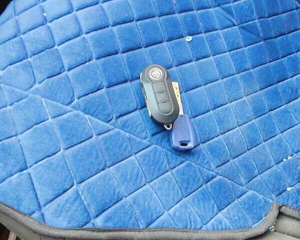 Белый Фиат Добло, объемом двигателя 1.4 л и пробегом 290 тыс. км за 2550 $, фото 11 на Automoto.ua