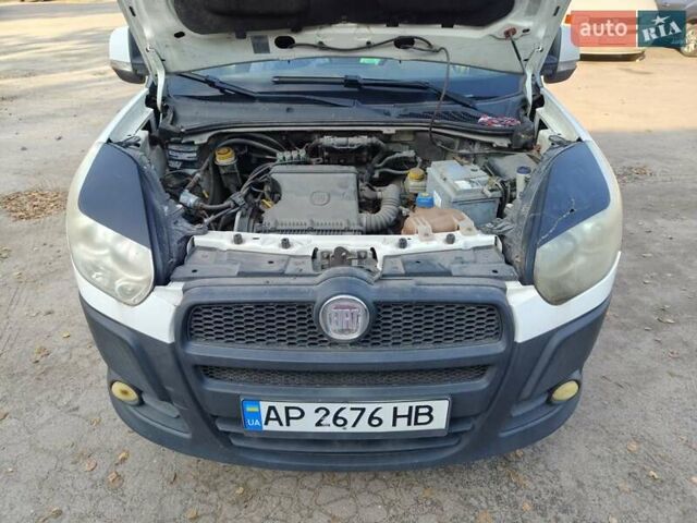 Белый Фиат Добло, объемом двигателя 1.4 л и пробегом 290 тыс. км за 2550 $, фото 7 на Automoto.ua