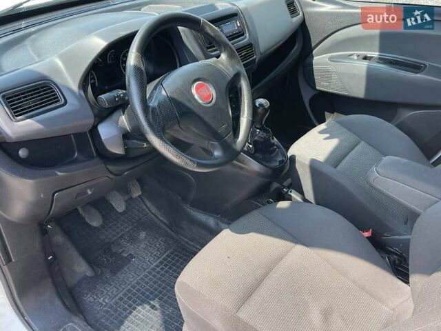Білий Фіат Добло, об'ємом двигуна 1.25 л та пробігом 235 тис. км за 4700 $, фото 6 на Automoto.ua