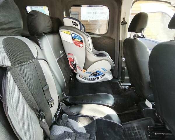 Білий Фіат Добло, об'ємом двигуна 1.25 л та пробігом 205 тис. км за 6200 $, фото 10 на Automoto.ua