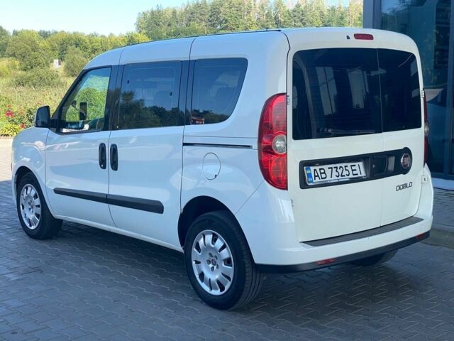 Белый Фиат Добло, объемом двигателя 1.6 л и пробегом 298 тыс. км за 7500 $, фото 2 на Automoto.ua