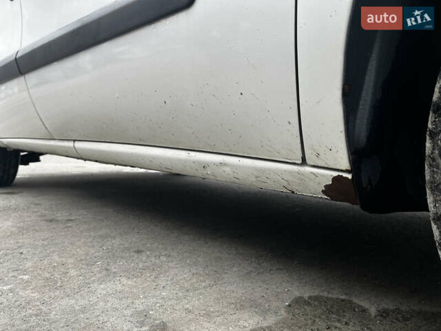 Белый Фиат Добло, объемом двигателя 1.25 л и пробегом 144 тыс. км за 4100 $, фото 7 на Automoto.ua