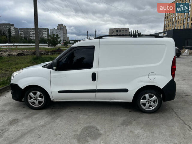 Белый Фиат Добло, объемом двигателя 1.25 л и пробегом 144 тыс. км за 4100 $, фото 1 на Automoto.ua