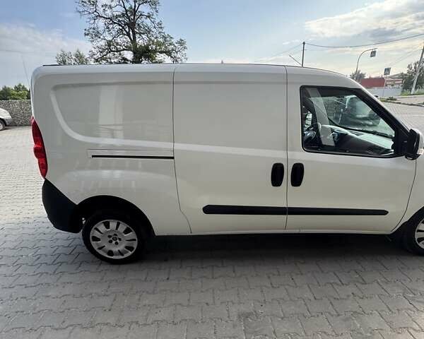 Білий Фіат Добло, об'ємом двигуна 1.6 л та пробігом 220 тис. км за 6200 $, фото 6 на Automoto.ua