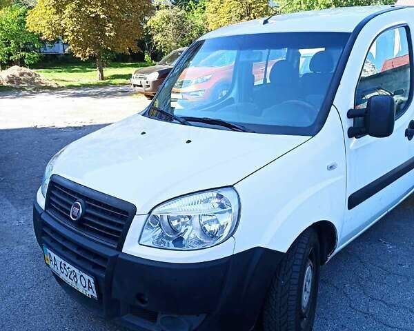 Білий Фіат Добло, об'ємом двигуна 1.37 л та пробігом 440 тис. км за 4700 $, фото 1 на Automoto.ua