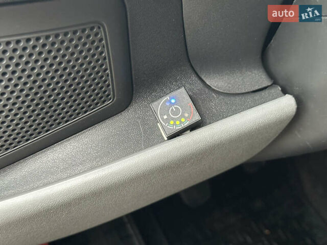 Білий Фіат Добло, об'ємом двигуна 1.4 л та пробігом 190 тис. км за 6500 $, фото 38 на Automoto.ua