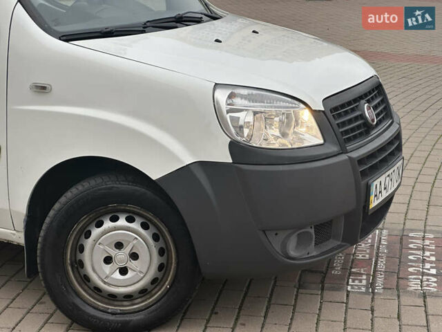 Білий Фіат Добло, об'ємом двигуна 1.4 л та пробігом 190 тис. км за 6500 $, фото 22 на Automoto.ua