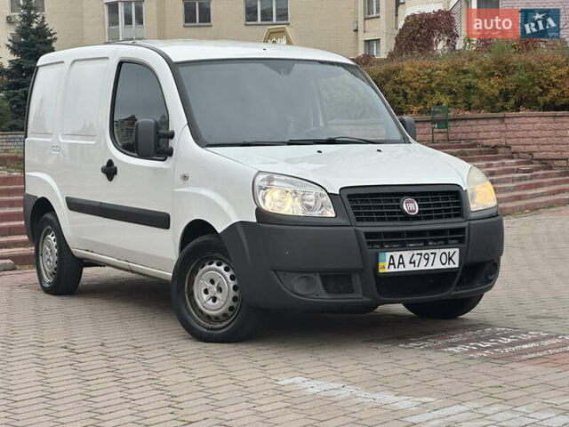 Білий Фіат Добло, об'ємом двигуна 1.4 л та пробігом 190 тис. км за 6500 $, фото 3 на Automoto.ua