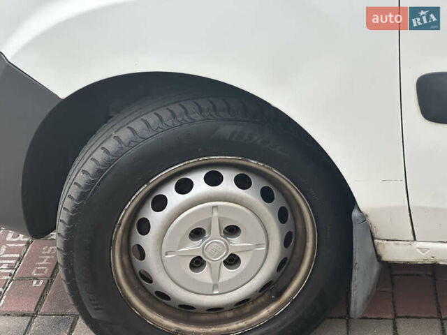 Білий Фіат Добло, об'ємом двигуна 1.4 л та пробігом 190 тис. км за 6500 $, фото 25 на Automoto.ua