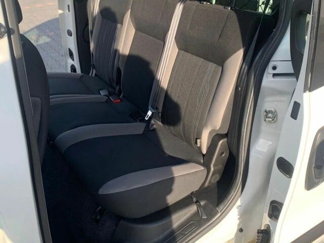 Білий Фіат Добло, об'ємом двигуна 1.6 л та пробігом 80 тис. км за 6900 $, фото 17 на Automoto.ua