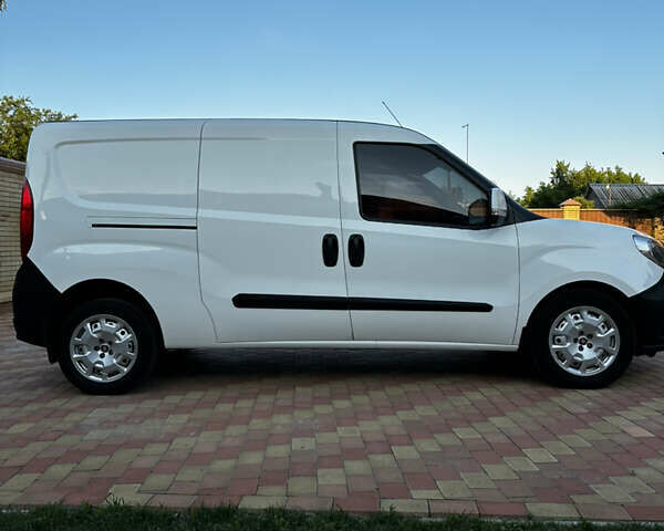 Білий Фіат Добло, об'ємом двигуна 1.6 л та пробігом 261 тис. км за 8400 $, фото 5 на Automoto.ua