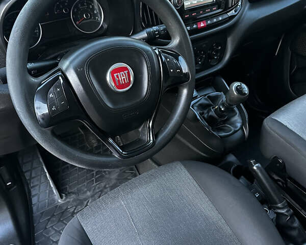 Білий Фіат Добло, об'ємом двигуна 1.6 л та пробігом 261 тис. км за 8400 $, фото 8 на Automoto.ua