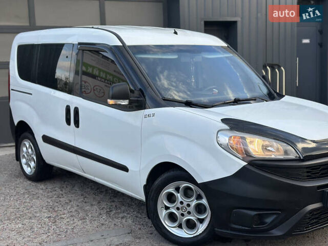 Білий Фіат Добло, об'ємом двигуна 1.25 л та пробігом 244 тис. км за 7150 $, фото 20 на Automoto.ua