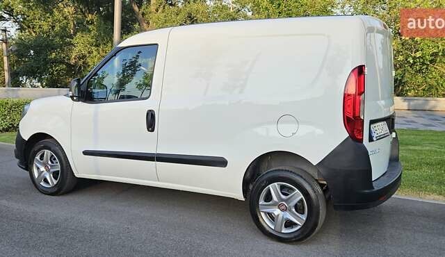 Белый Фиат Добло, объемом двигателя 1.3 л и пробегом 72 тыс. км за 9300 $, фото 10 на Automoto.ua
