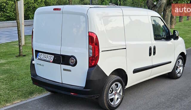 Белый Фиат Добло, объемом двигателя 1.3 л и пробегом 72 тыс. км за 9300 $, фото 8 на Automoto.ua