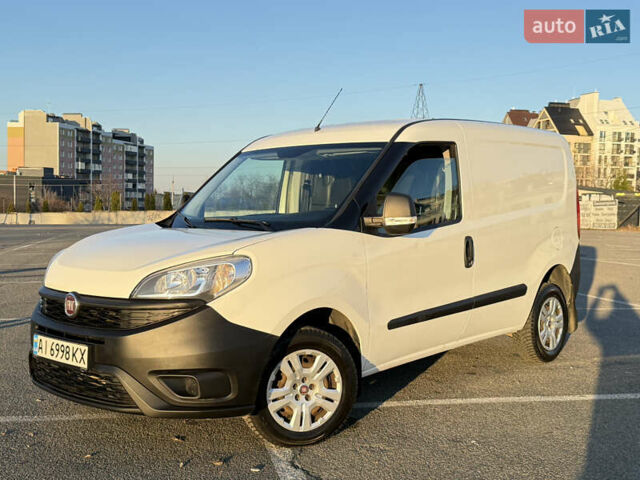 Белый Фиат Добло, объемом двигателя 1.25 л и пробегом 352 тыс. км за 6900 $, фото 1 на Automoto.ua