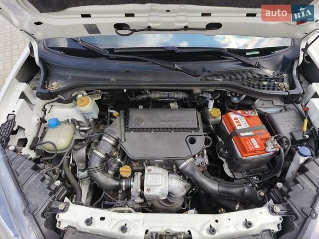 Білий Фіат Добло, об'ємом двигуна 1.25 л та пробігом 202 тис. км за 11950 $, фото 22 на Automoto.ua