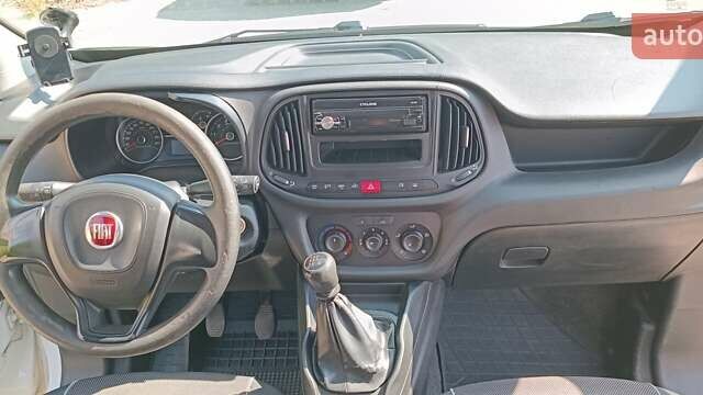 Белый Фиат Добло, объемом двигателя 1.37 л и пробегом 230 тыс. км за 9700 $, фото 11 на Automoto.ua