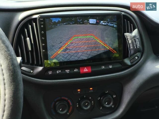 Білий Фіат Добло, об'ємом двигуна 1.25 л та пробігом 202 тис. км за 11950 $, фото 17 на Automoto.ua