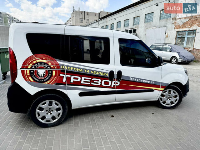 Білий Фіат Добло, об'ємом двигуна 1.37 л та пробігом 110 тис. км за 10200 $, фото 4 на Automoto.ua