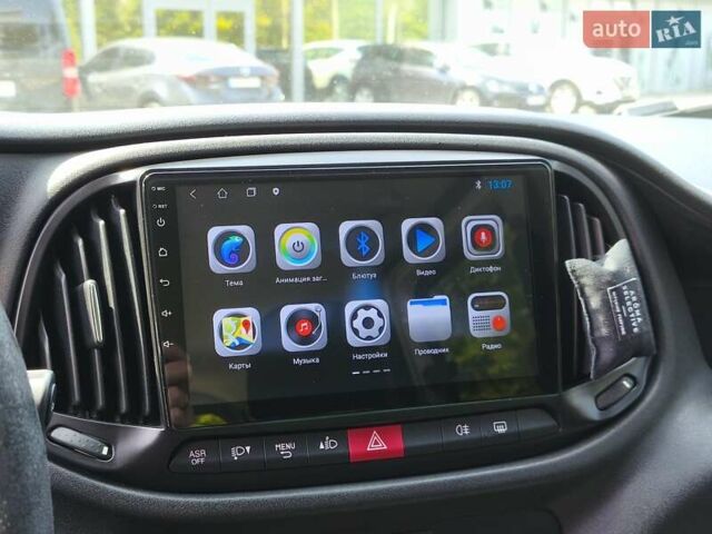 Білий Фіат Добло, об'ємом двигуна 1.25 л та пробігом 202 тис. км за 11950 $, фото 18 на Automoto.ua