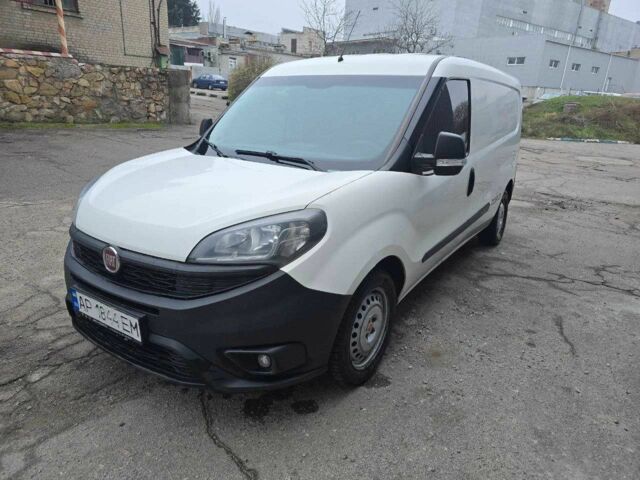 Белый Фиат Добло, объемом двигателя 1.4 л и пробегом 258 тыс. км за 7000 $, фото 5 на Automoto.ua