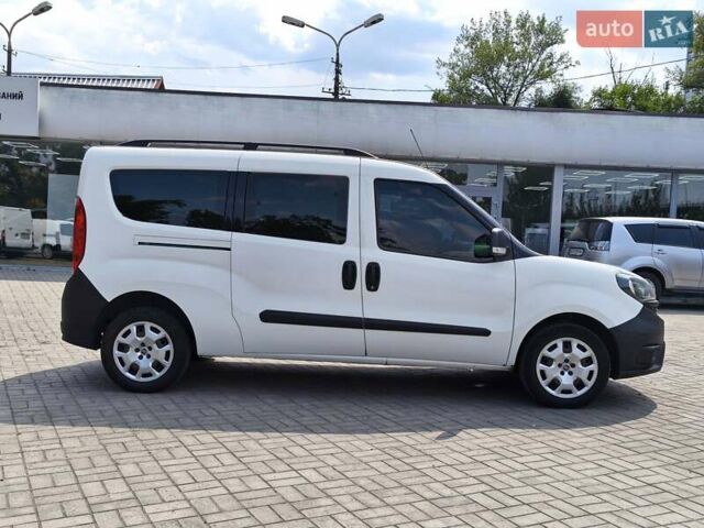 Білий Фіат Добло, об'ємом двигуна 1.25 л та пробігом 202 тис. км за 11950 $, фото 5 на Automoto.ua