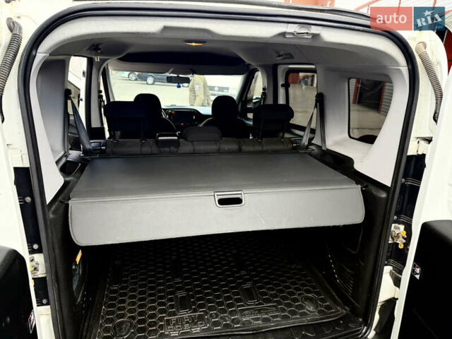 Білий Фіат Добло, об'ємом двигуна 1.37 л та пробігом 110 тис. км за 10200 $, фото 12 на Automoto.ua