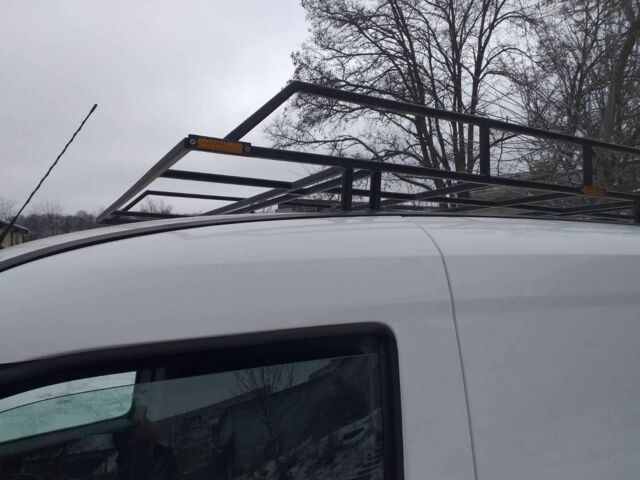 Білий Фіат Добло, об'ємом двигуна 1.4 л та пробігом 112 тис. км за 12500 $, фото 6 на Automoto.ua